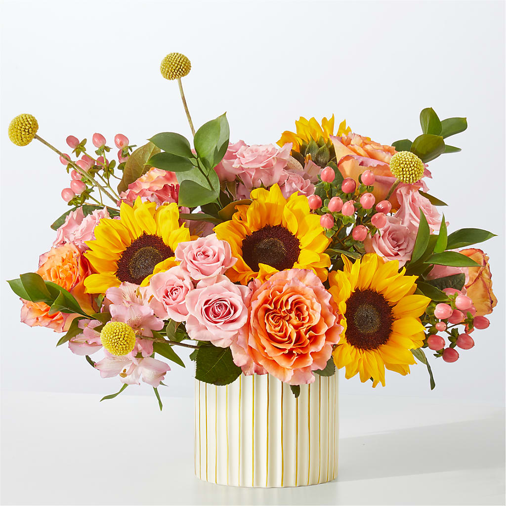 Sun's Out Bouquet – Konbit Flowers Group Llc, Brooklyn NY