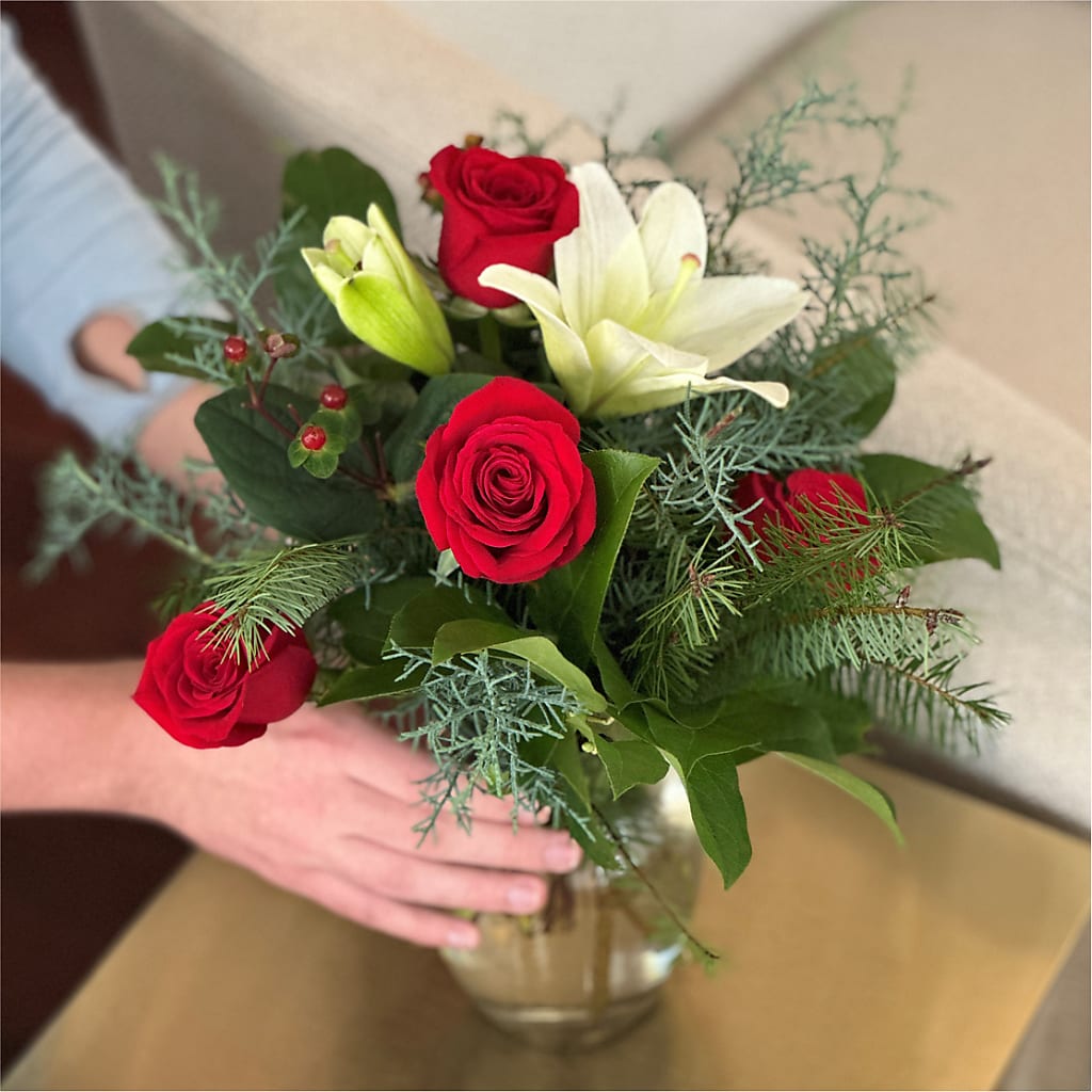Glittering Lights Bouquet – Konbit Flowers Group Llc, Brooklyn NY
