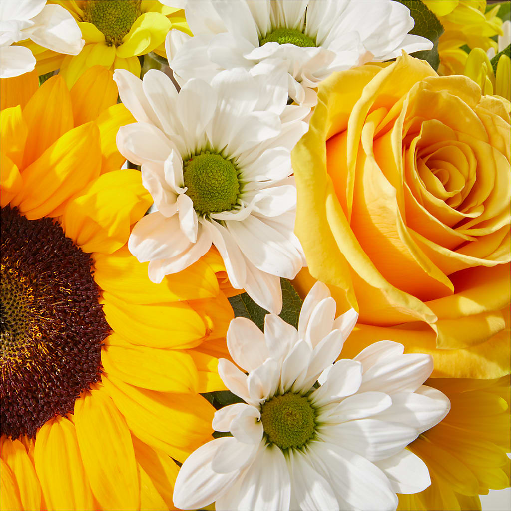 Be Happy Bouquet –  Konbit Flowers Group Llc, Brooklyn NY