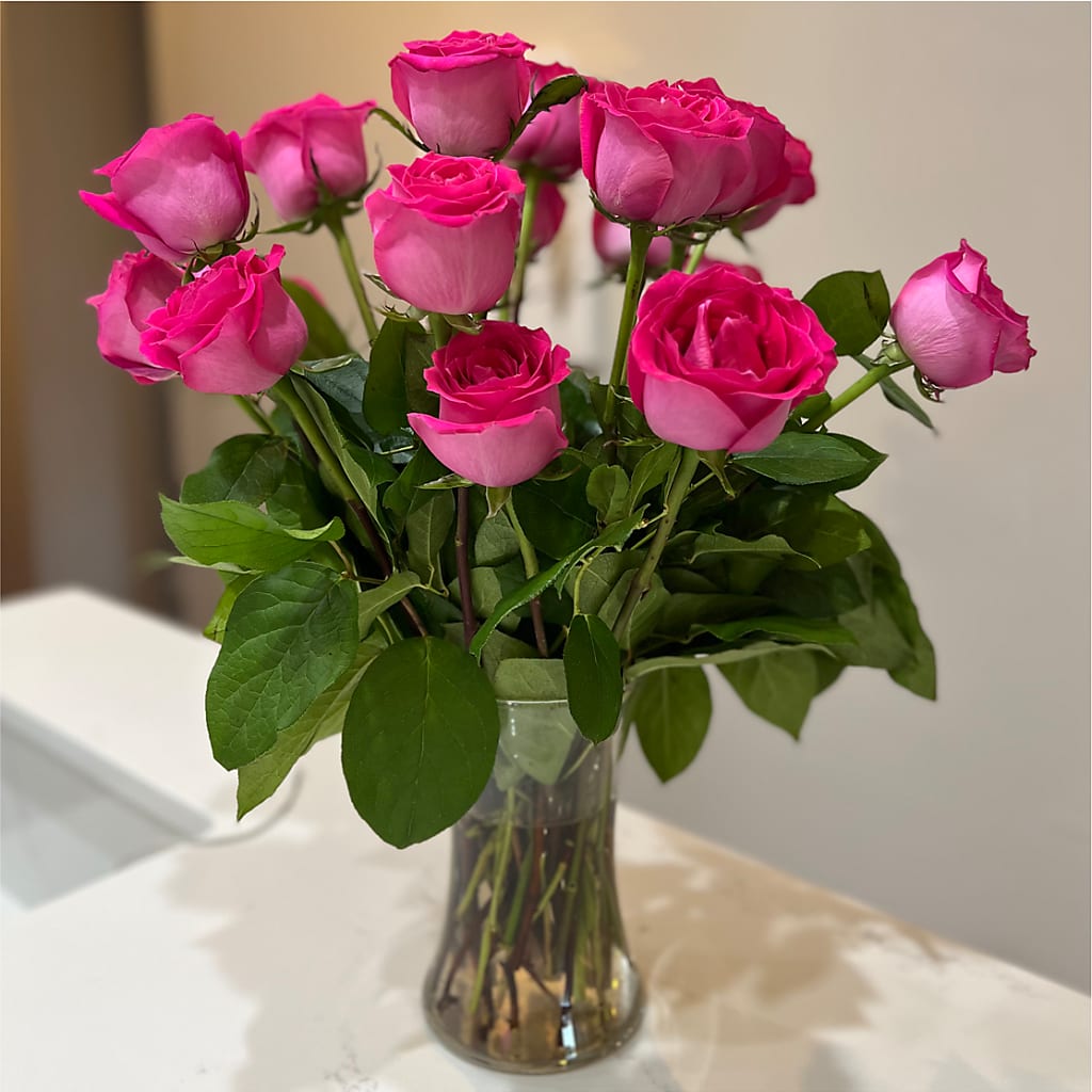 Long Stem Pink Rose Bouquet –  Konbit Flowers Group Llc, Brooklyn NY
