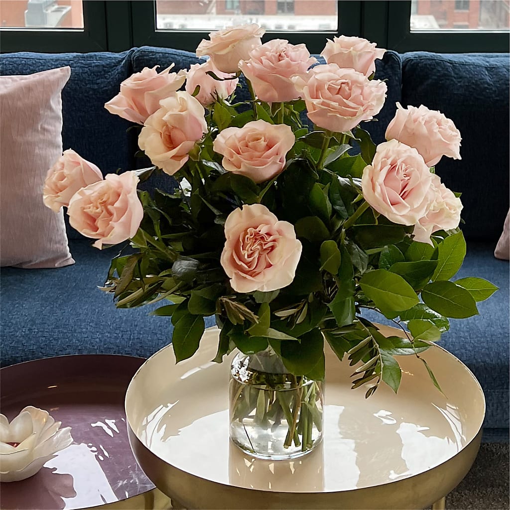 Long Stem Pink Rose Bouquet –  Konbit Flowers Group Llc, Brooklyn NY