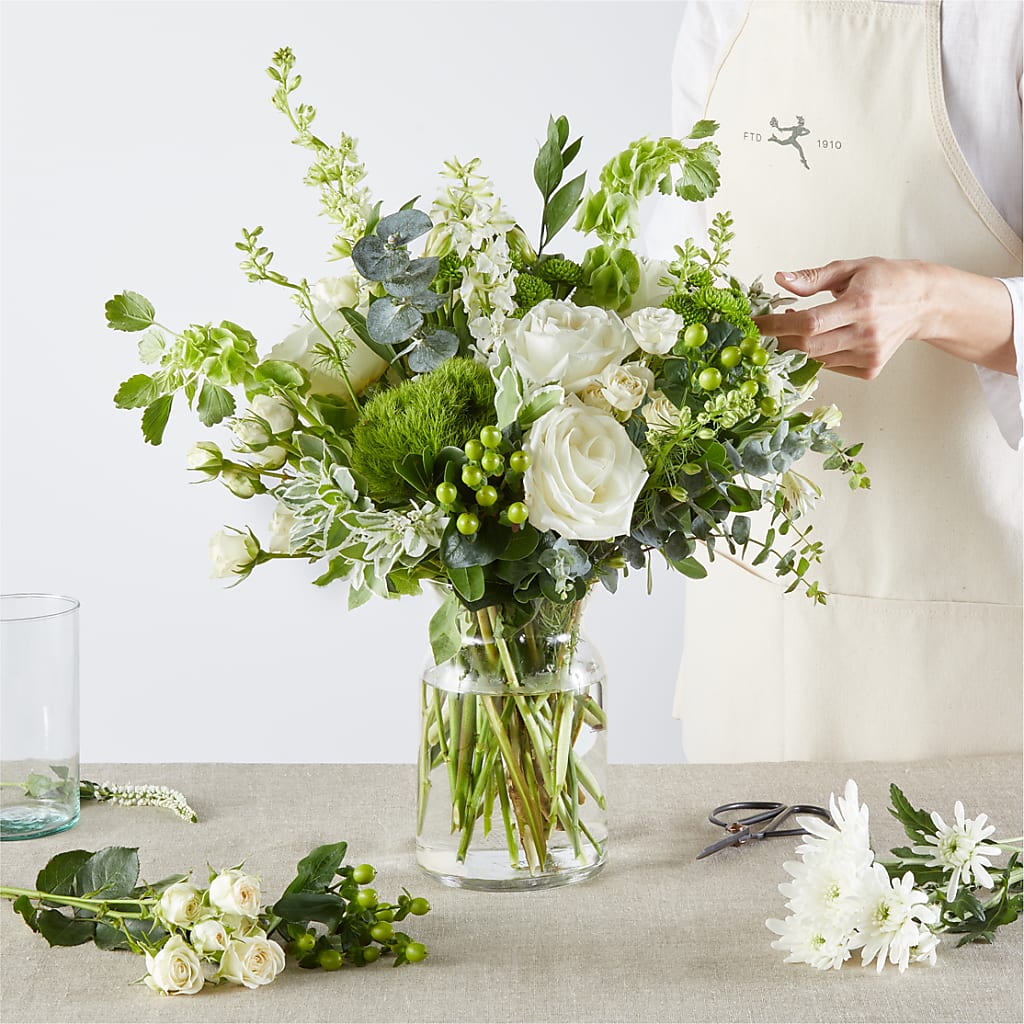 Irish Garden - A Florist Original –  Konbit Flowers Group Llc, Brooklyn NY
