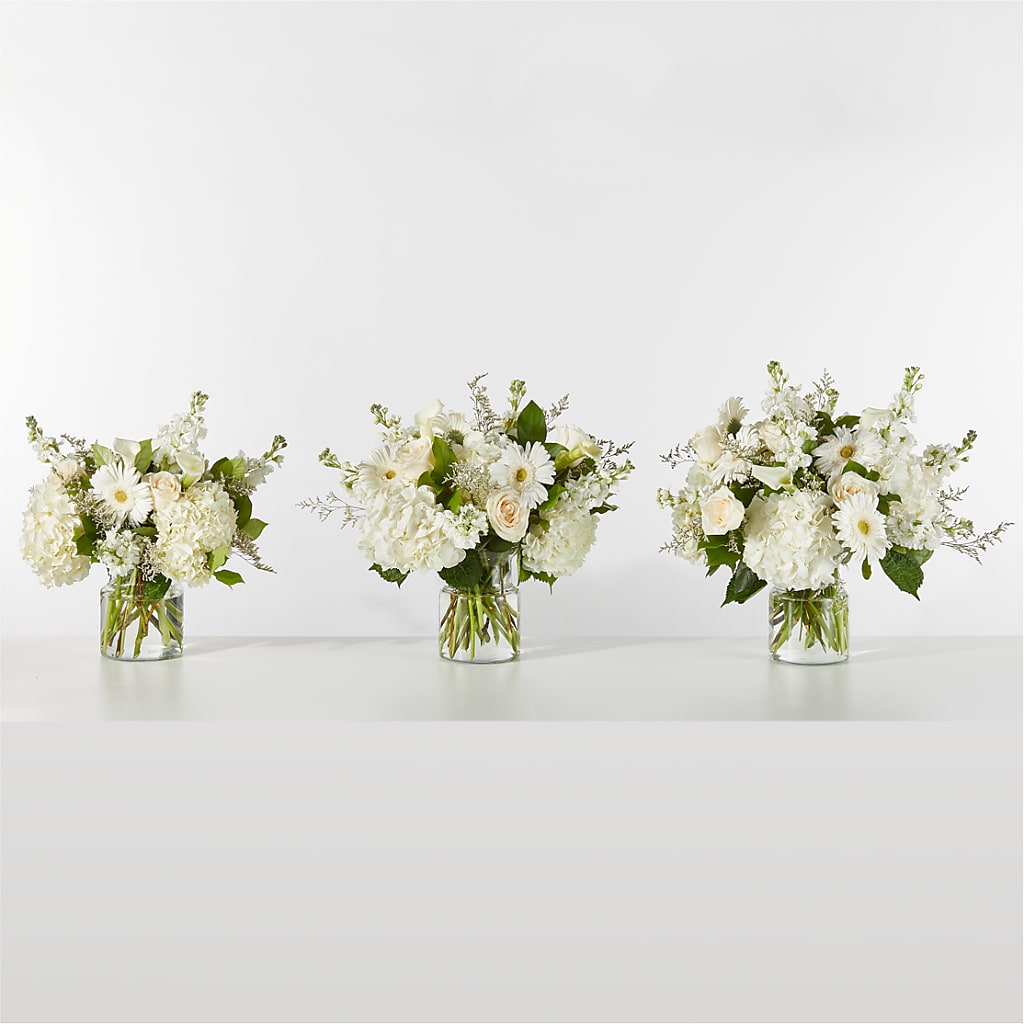 Sun-drenched Blooms Box Bouquet –  Konbit Flowers Group Llc, Brooklyn NY