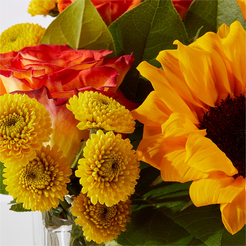 Picnic in the Park Bouquet –  Konbit Flowers Group Llc, Brooklyn NY