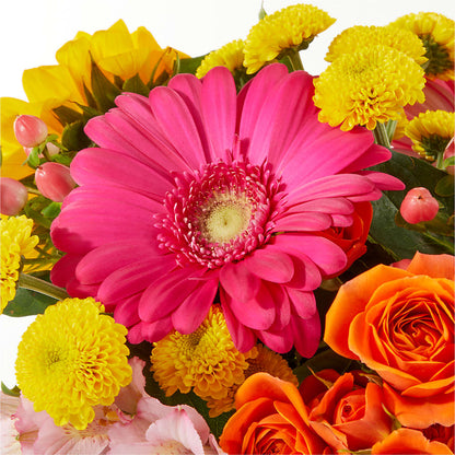 Beach Day Bouquet –  Konbit Flowers Group Llc, Brooklyn NY