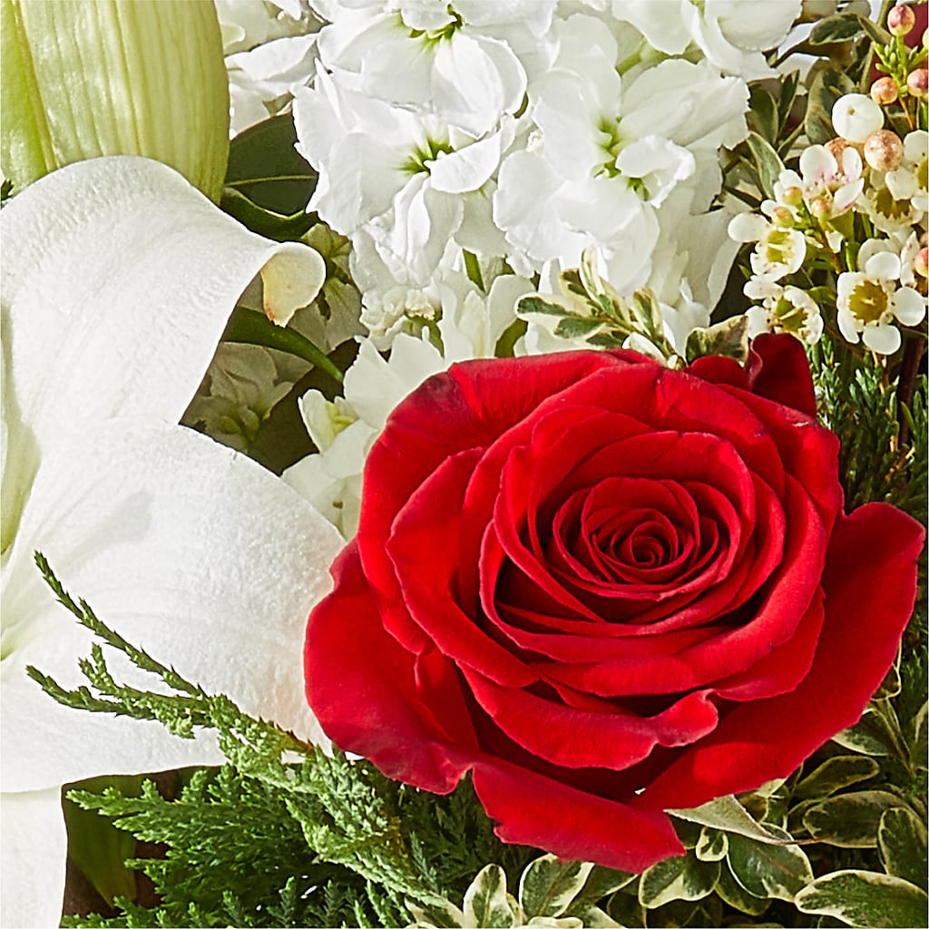 Twinkle Lights Bouquet –  Konbit Flowers Group Llc, Brooklyn NY