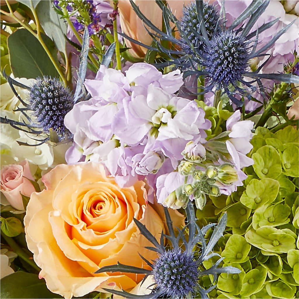 Porch Swing Bouquet –  Konbit Flowers Group Llc, Brooklyn NY
