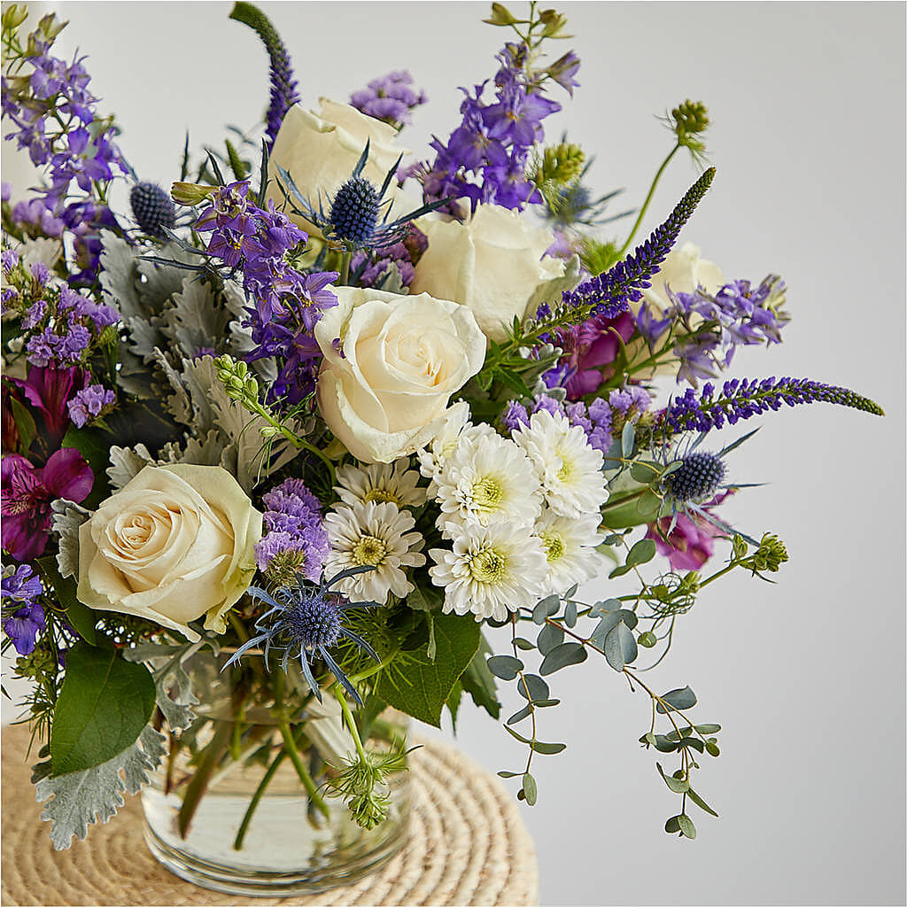 Shooting Star Bouquet –  Konbit Flowers Group Llc, Brooklyn NY