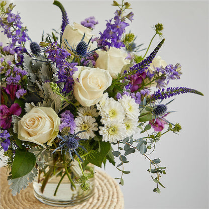 Shooting Star Bouquet –  Konbit Flowers Group Llc, Brooklyn NY