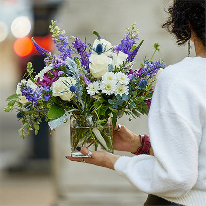 Shooting Star Bouquet –  Konbit Flowers Group Llc, Brooklyn NY
