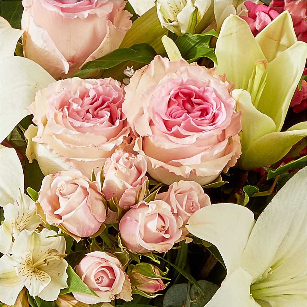 Ballet Slippers Bouquet –  Konbit Flowers Group Llc, Brooklyn NY